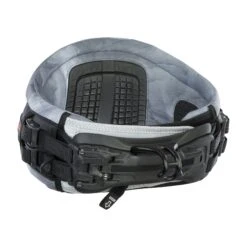 ION Kitesurf Trapez Riot Curv Team Series 2022 - 900/212 Black/marble 102/LT -Optimal Surfen Geschäft 48222 4706 2