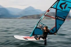 FANATIC Windsurf Board Gecko Foil HRS 2023 - 135 -Optimal Surfen Geschäft chiarasocin geckofoilhrs23 dukehd23 by sicrowtherfanatic duotone lakegarda d6i1630