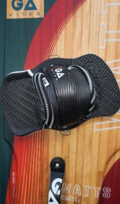 GAASTRA GA Kite Board Set Watts 2024 - 135x40 (Set) -Optimal Surfen Geschäft gk2023 ga watts 1