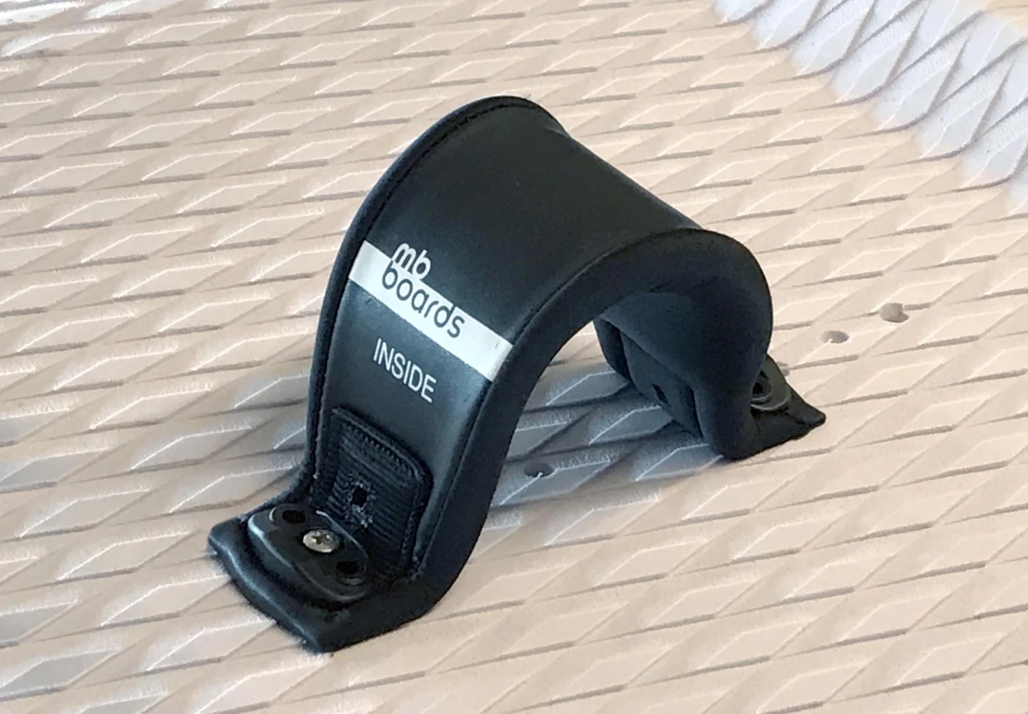 MB Boards Wing Foil Board Albatros 3.2 - Balz Müller Inklusive Boardbag- 78 8 MB Boards Wing Foil Board Albatros 3.2 - Balz Müller Inklusive Boardbag- 78 – Bild 8